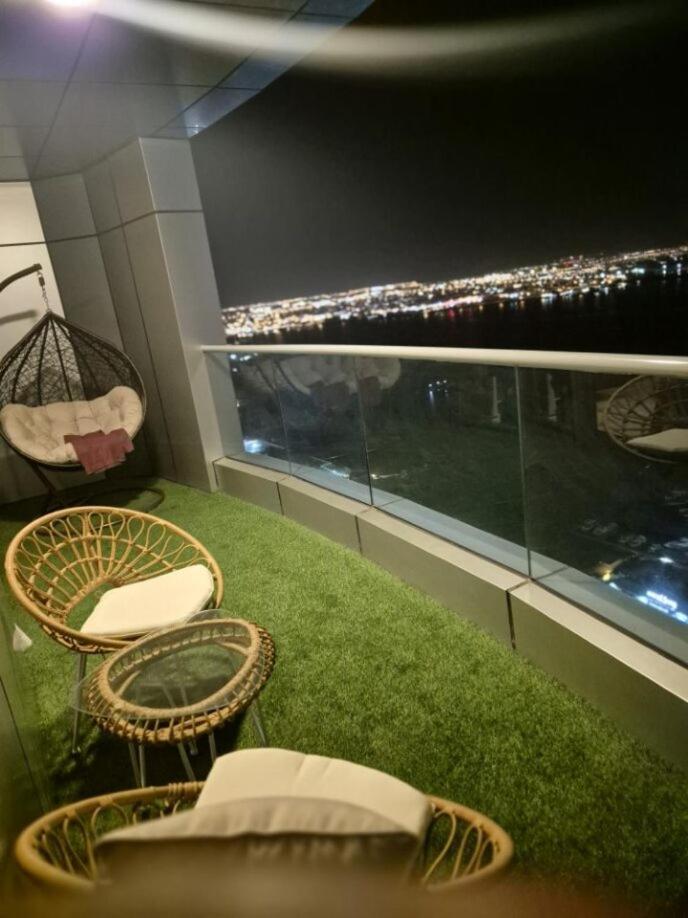 .Luxury Romantic Sea View Apartment Manama Exterior photo